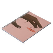 Lippen gebonden aan hand notitieboek (Linkerzijde)