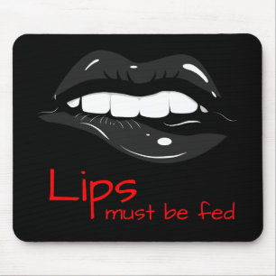 Lippen moeten gevoed worden sensuele lippen zwarte muismat