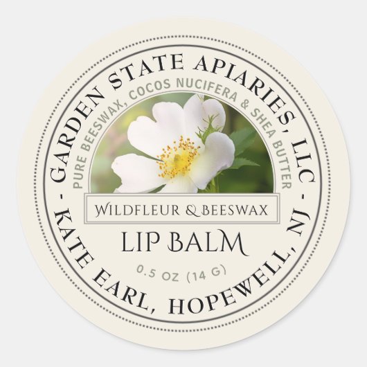 Lippenbalsem Label met Wilde Rozen Bloem op Ivoor (Voorkant)