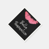 Lippenstift afdruk roze lippenvlek zwart en wit  servet (Hoek)