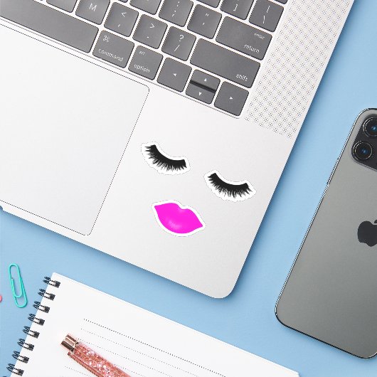 Lips en sla roze sticker (Laptop met iPhone)