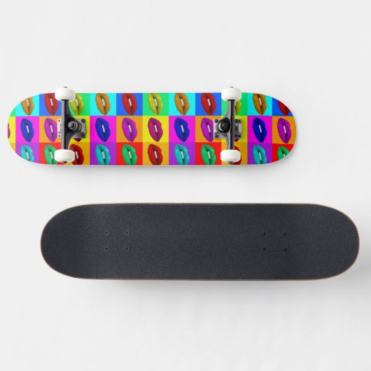 Lips, lips, lips Pop Skateboard (Horizontaal)