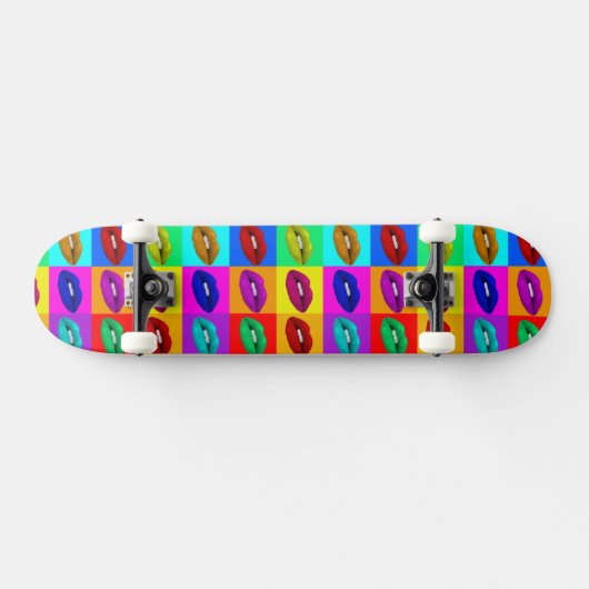 Lips, lips, lips Pop Skateboard (Horizontaal)