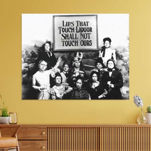 Lips waarmee Liquor wordt geraakt - Temperance Lea Canvas Afdruk (Insitu (Woonkamer))