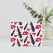 Lipstick en lips poka dot patroon feestdagenkaart (Staand voorkant)