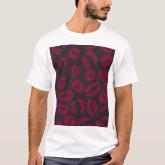 Lipstick Kisses: Donkerrode opdrukken T-shirt