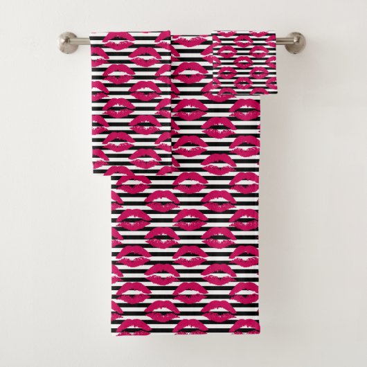 Lipstick Kus B&W Striped Patroon Bad Handdoek (Insitu)