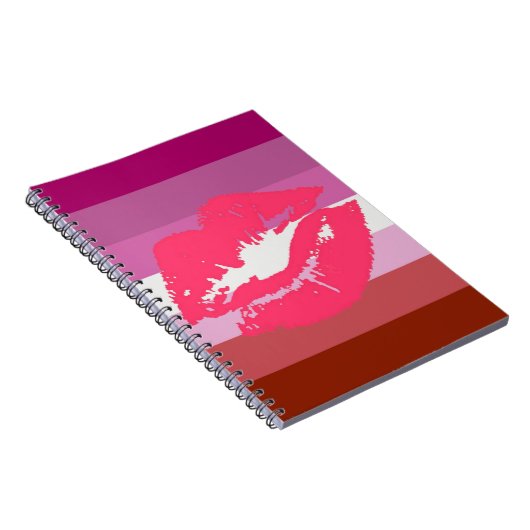 LIPSTICK LESBIAN PRIDE NOTITIEBOEK (Rechterzijde)