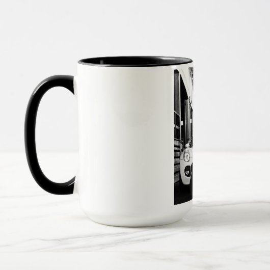 Lisa Gail Mok (Links)