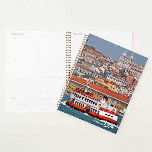 Lissabon skyline met oude veerboot op de Taag Planner (Display)