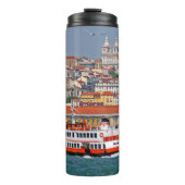 Lissabon skyline met oude veerboot op de Taag Thermosbeker (Voorkant)