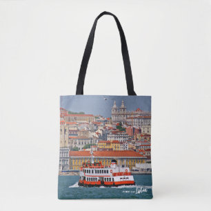 Lissabon skyline met oude veerboot op de Taag Tote Bag