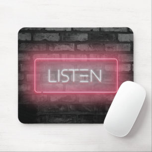 LISTEN Pink Neon Sign Muismat
