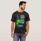 Literacy Awareness Month Glove Green Ribbon T-shirt (Voorkant volledig)
