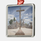 Litouwen, Centraal-Litouwen, Siauliai, Hill 6 Metalen Ornament (Links)