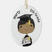 Little Afstuderen Boy Dark Skin Keramisch Ornament (Rechts)