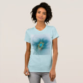 Little Beauty Modern Blue Gold Fractal Art Flower T-shirt (Voorkant volledig)