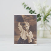 Little Blond Boy met HB Bier Mok  Briefkaart (Staand voorkant)