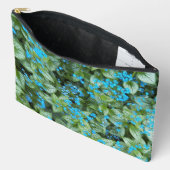 Little Blue Brunnera Flowers Floral Etui (Open)