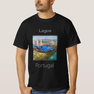 Little Blue Vissen Boat, Lagos, Portugal T-shirt
