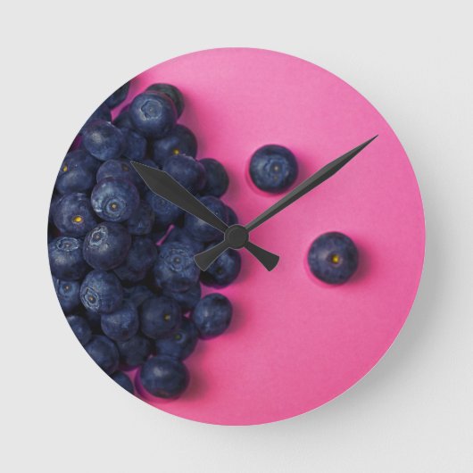 Little Blueberries Happy Pink Background - Fruit P Ronde Klok (Voorkant)