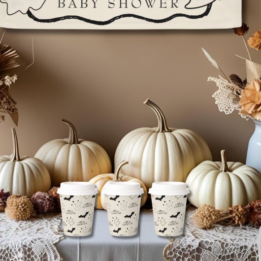 Little Boo is bijna te wijten aan Paper Cup Papieren Bekers