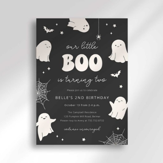 Little Boo krijgt twee verjaardagsuitnodigingen Kaart