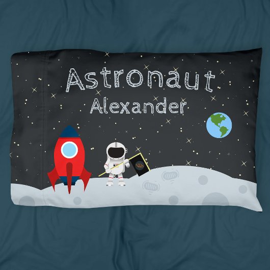 Little Boy Astronaut on Moon, First Name Space Kussensloop
