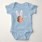 Little Boy Foto met Bunny Ears en Name Easter Romper (Voorkant)