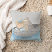 Little Boy in Dream Boat Accent Pillow Kussen (Deken)