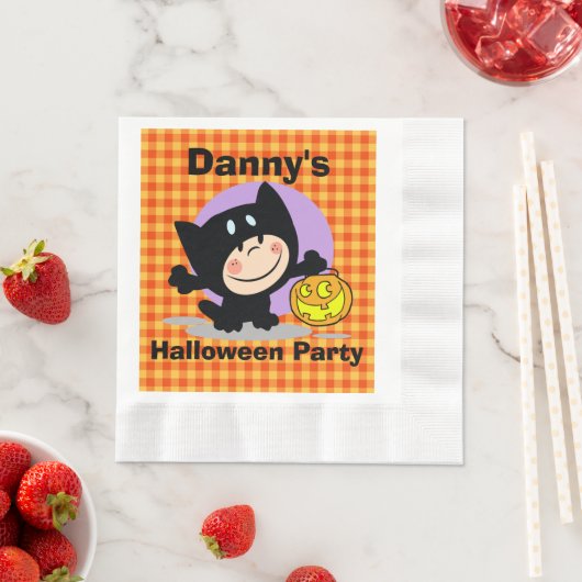 Little BoyinCostume w/Pumpkin OrangeGingham Napkin Servetten (Insitu)