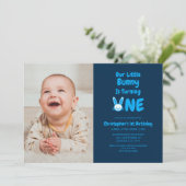 Little Bunny First Birthday Kaart (Staand voorkant)