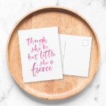 Little but Fierce William Shakespeare Briefkaart<br><div class="desc">Stijlvol penseelscript van het citaat "hoewel ze maar weinig is" uit de droom van een Midzomernacht van William Shakespeare tegen een witte achtergrond. *Gelieve te merken op dat het Zazzle Watermerk dat in de gezoemvoorproef verschijnt NIET op het definitieve gedrukte product zal verschijnen. © Rosewood en Citrus</div>