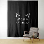 Little cat with meow face wandkleed (In situ)