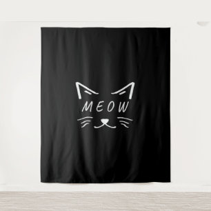 Little cat with meow face wandkleed