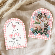 Little Chick is een uitnodiging voor een foto van 