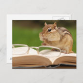 Little Chipmunk Reading Briefkaart (Voorkant / Achterkant)