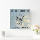 Little Compton, RI -1675 Vierkante Klok (Huis)