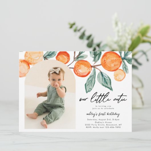 Little Cutie Clementine Foto Verjaardag Uitnodigin Kaart (Staand voorkant)