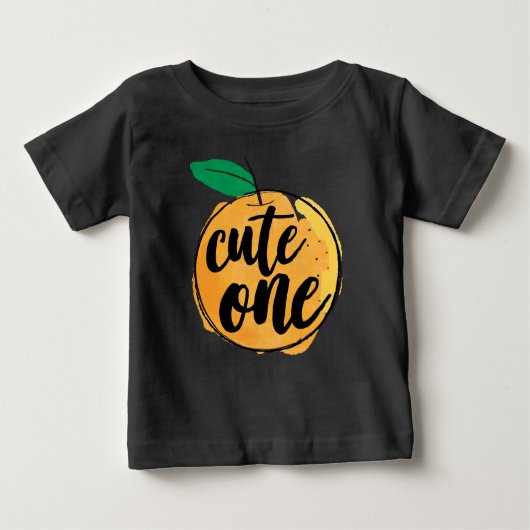 Little Cutie Oranje Shirt (Voorkant)
