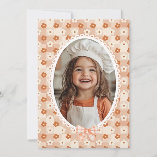 Little Cutie Pie 1st Birthday bloemenfoto Kaart (Achterkant)