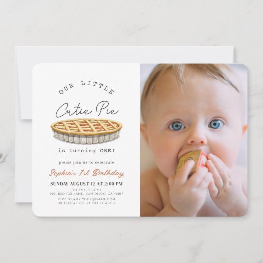 Little Cutie Pie Herfst Wit 1e Verjaardagsfoto Kaart (Voorkant)