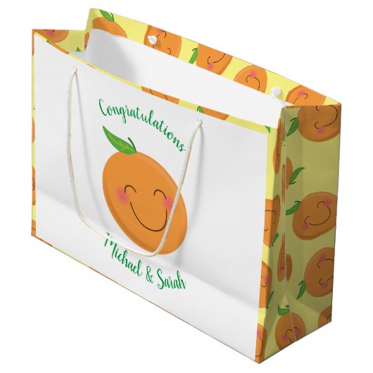 Little Cutie Tangerine Baby shower Genderneutraal Groot Cadeauzakje (Voorkant Gekanteld)