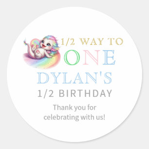 Little Dragon Halfway naar One Blue 6 maanden verj Ronde Sticker