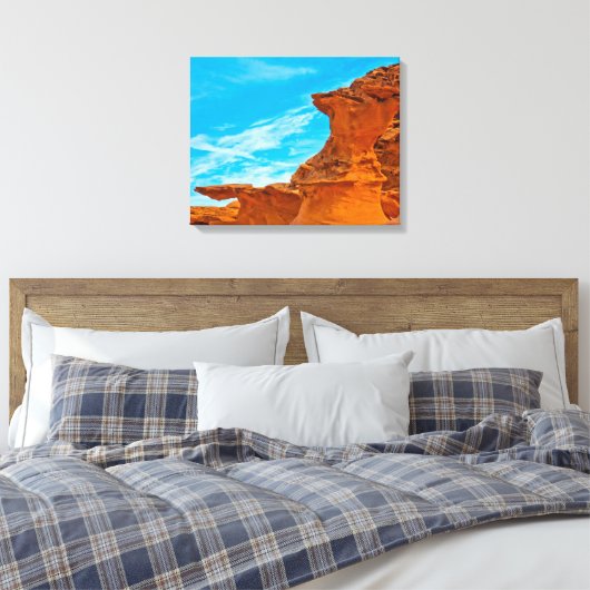Little Finland Red Rock-sculpturen Canvas Afdruk (Insitu (Slaapkamer))