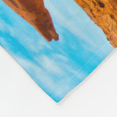 Little Finland Red Rock-sculpturen Fleece Deken (Hoek)