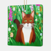 Little Ginger Brown Kat in een bloemenveld Keramisch Ornament (Links)