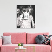 Little Girl Drink koffie Canvas Afdruk (Insitu (Woonkamer))