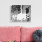 Little Girl met Speelgoed Wagon Foto Canvas Afdruk (Insitu (Woonkamer))
