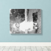 Little Girl met Speelgoed Wagon Foto Canvas Afdruk (Insitu (Houten vloer))